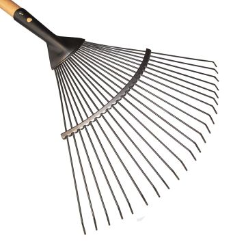 Traditional leaf rake by De Pypere