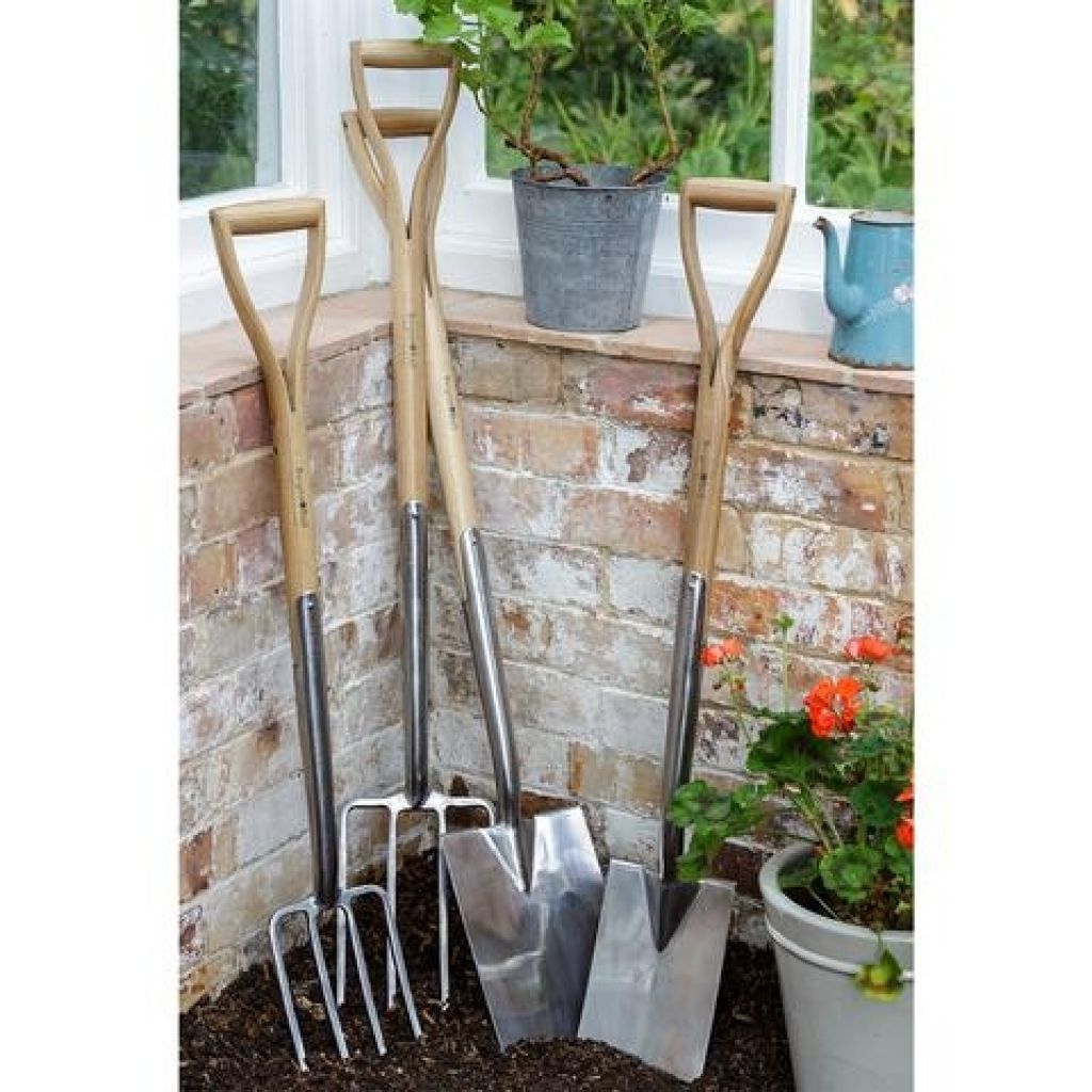 Classic spade from Burgon & Ball - RHS Range